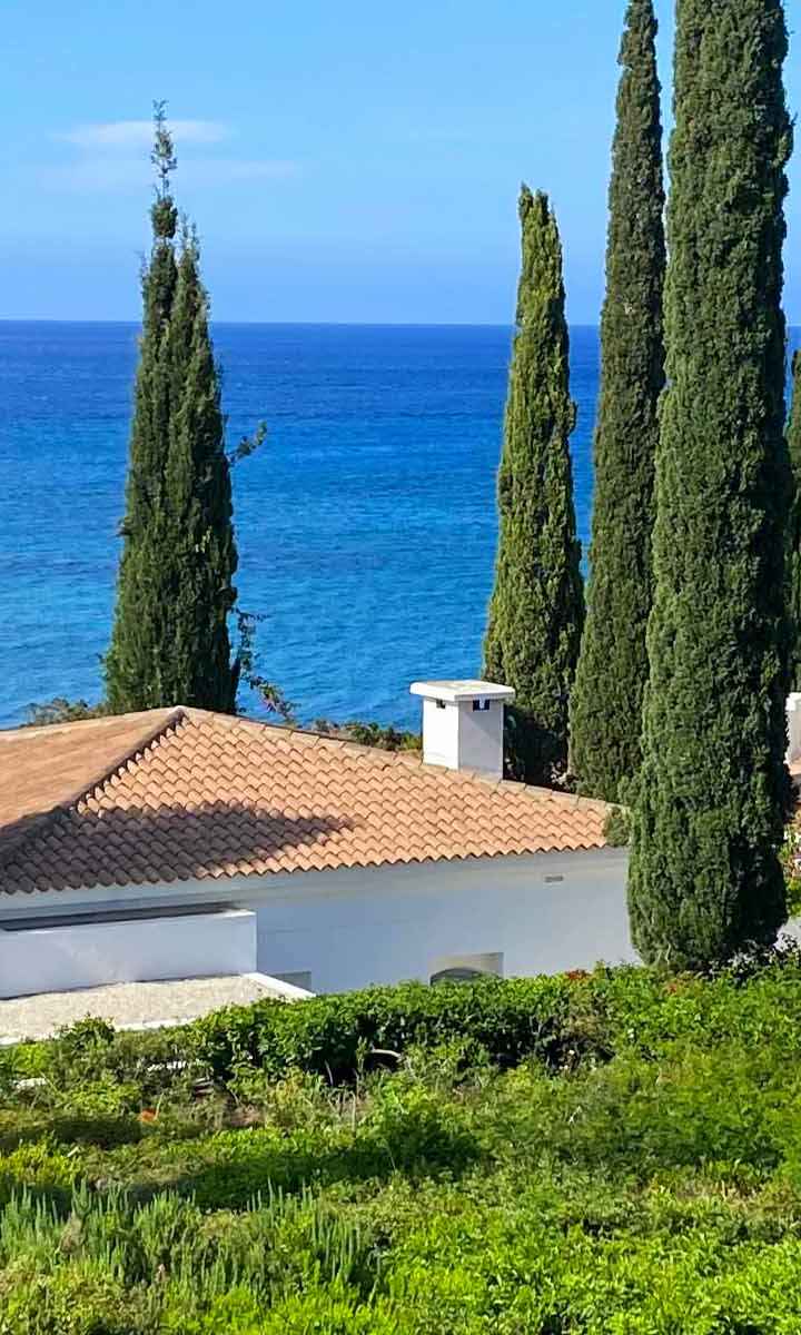 Cyprus Holidays 2025 | Cheap Holidays to Cyprus from £105 | lastminute.com